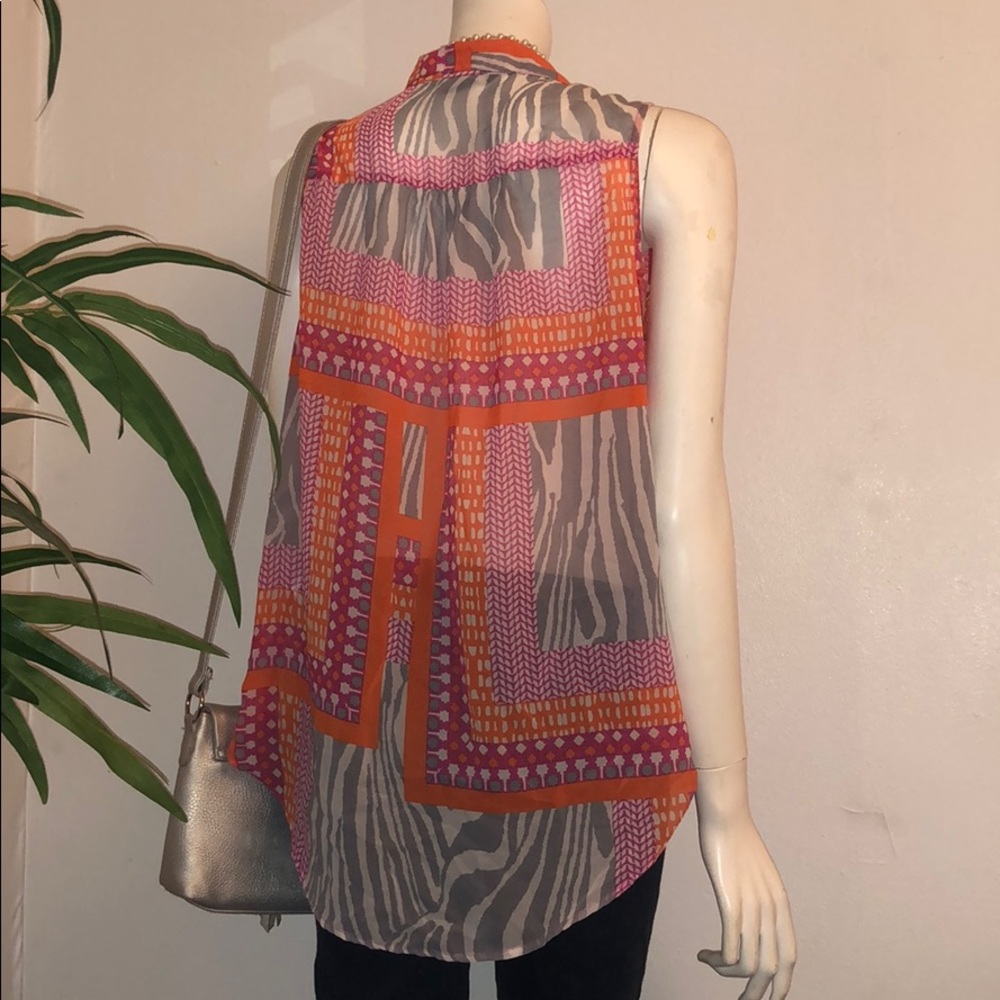 Top - Picture 3 of 3